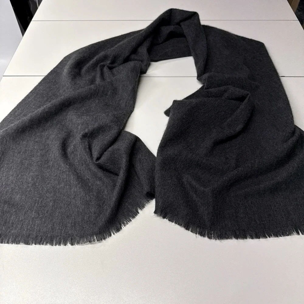 Uniqlo Cashmere Wool Large Scarf Wrap Throw Gray 23.5